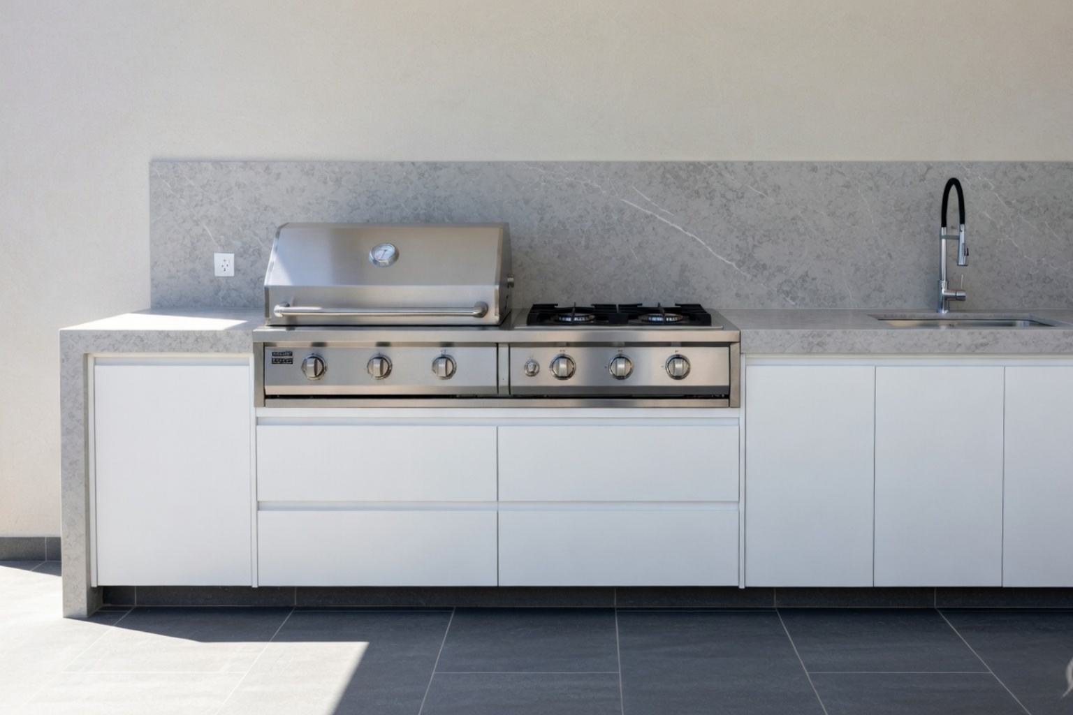 Outdoor BBQ Stone Benchtops